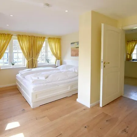 Holiday home Froeddenwai 21