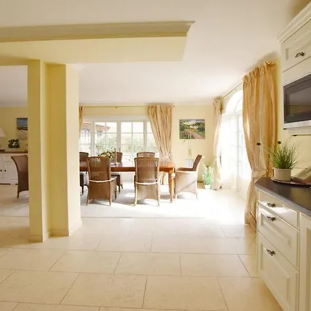 Holiday home Froeddenwai 21